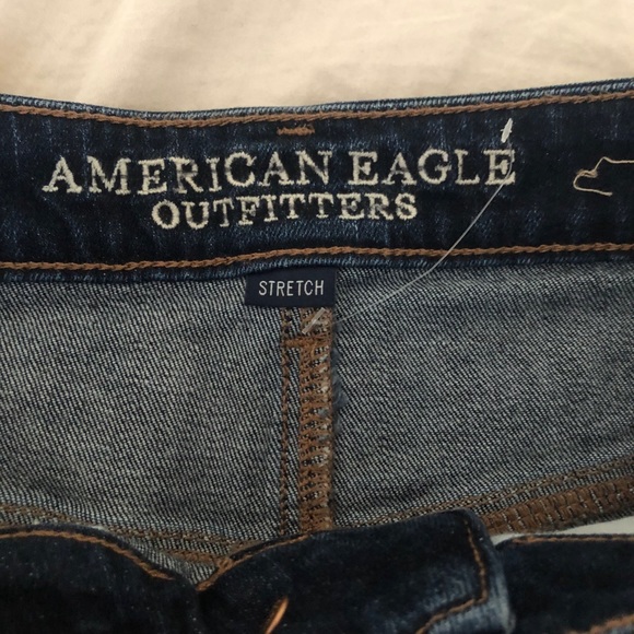 AE High Rise Shorts - Picture 3 of 5